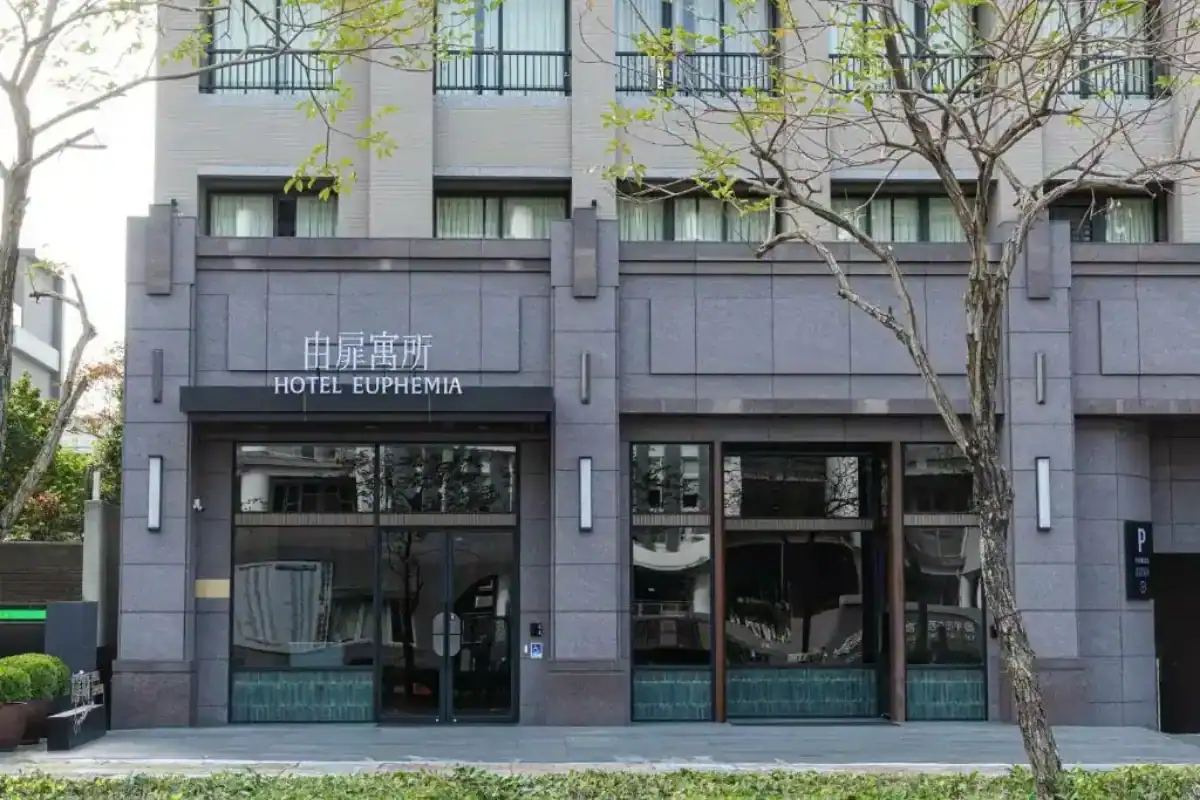 逢甲飯店:由扉寓所