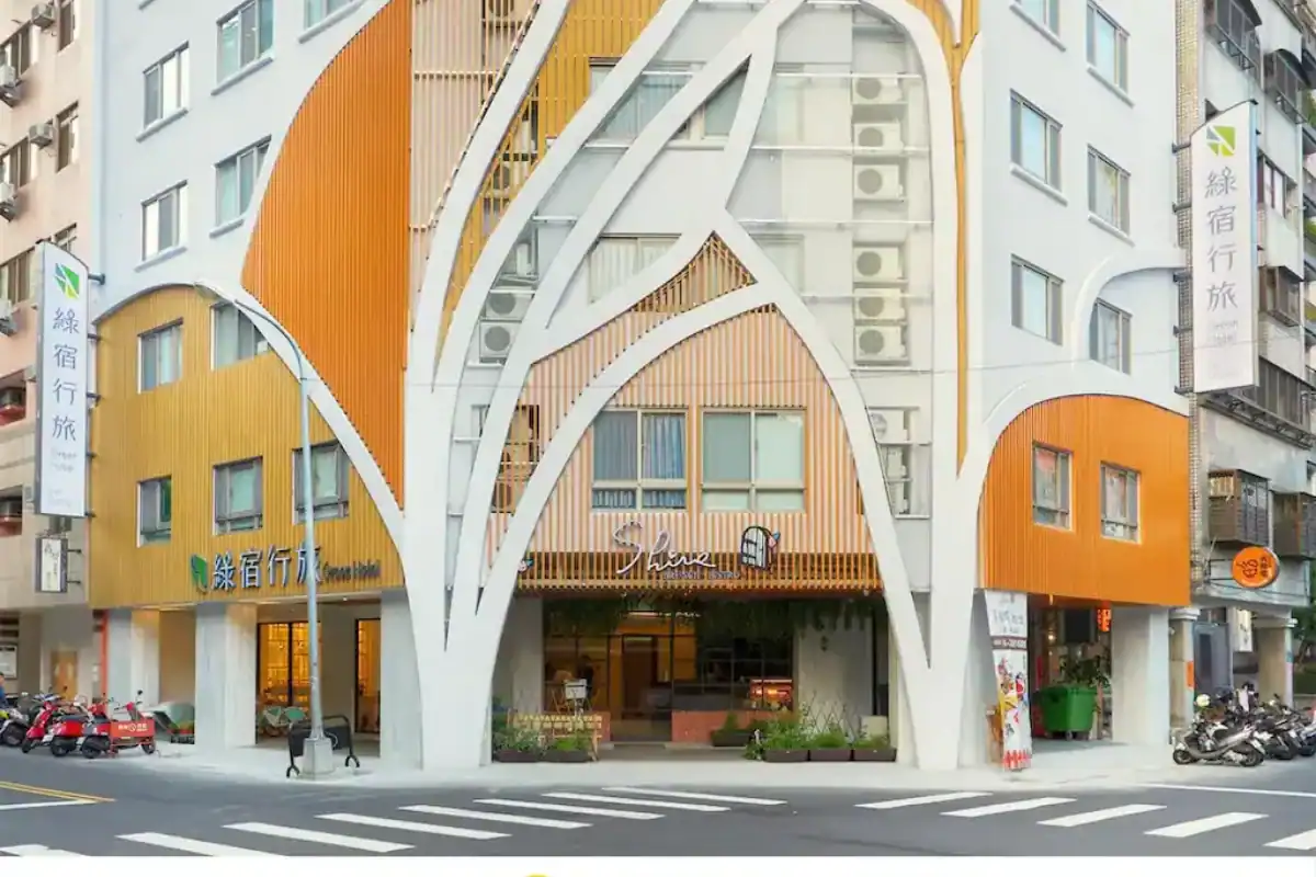 台中旅遊住宿推薦綠宿行旅，鄰近草悟道與勤美商圈交通便利