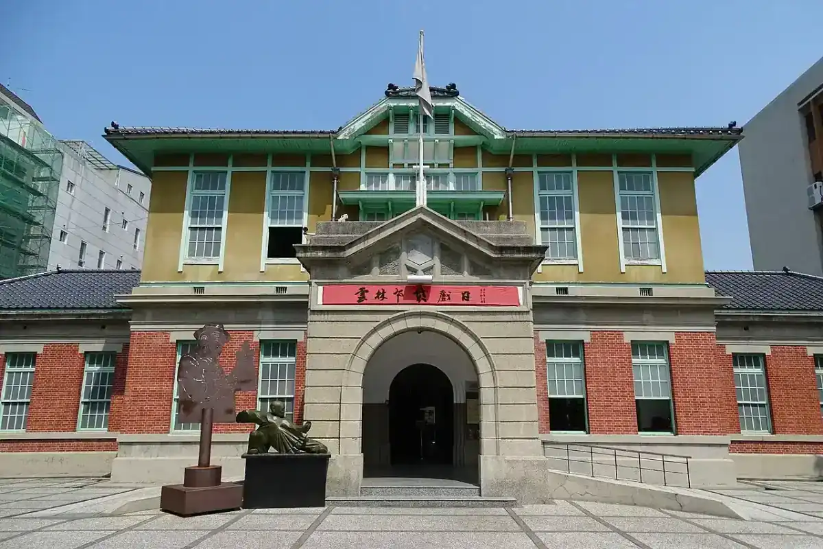 中部室內親子景點：雲林布袋戲館