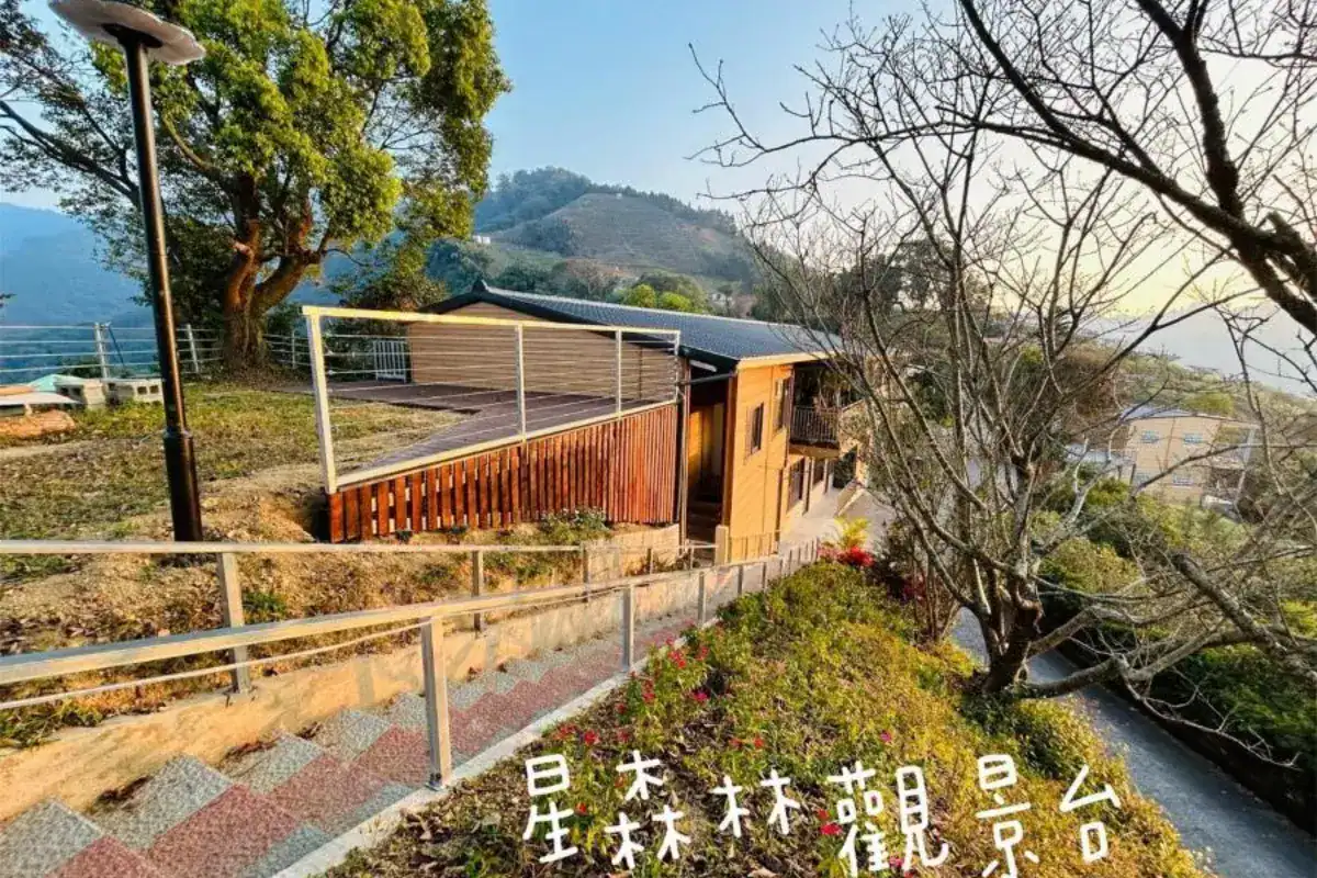 台中包棟villa推薦星森林包棟住宿的觀景台與山景