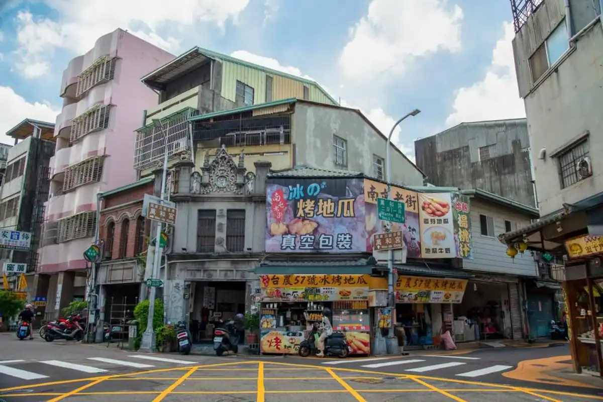 台中南屯住宿決策:南屯老街街景