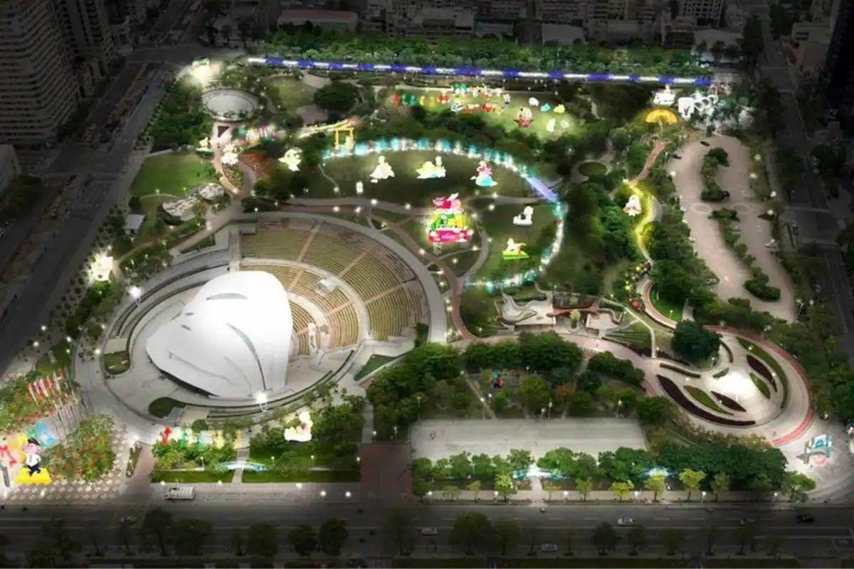 台中南屯住宿挑選:文心森林公園與圓滿戶外劇場夜景