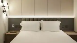 台中榮總附近住宿推薦：塔木德酒店台灣大道館巴菲特雙人房